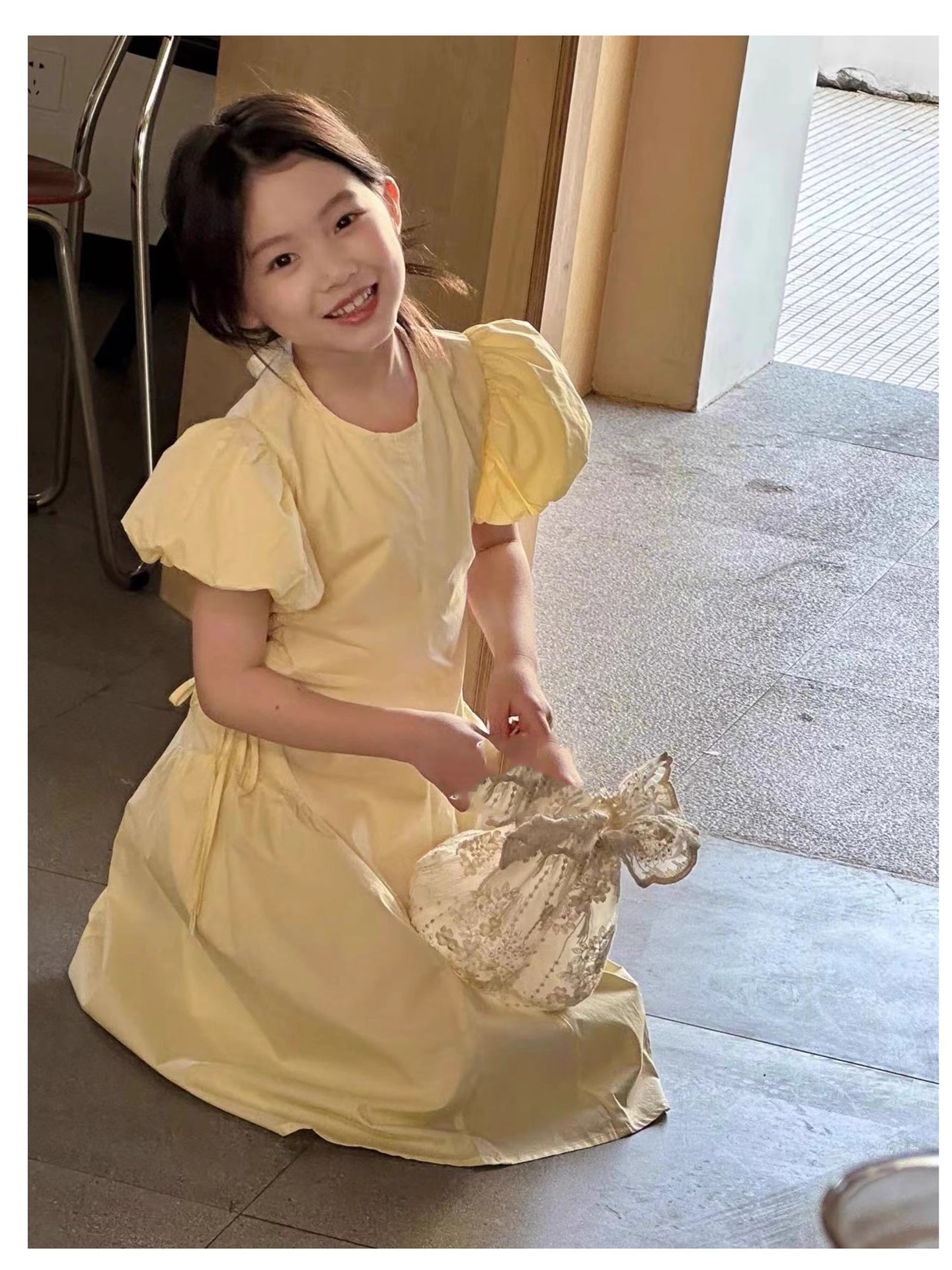 https://fulmo-img-server.com/petitdress/ba55ddfe-b911-46be-a538-e5290724a1b1.jpg