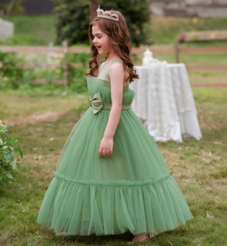 https://fulmo-img-server.com/petitdress/bed4939a52052e5941324d128d45872d.png
