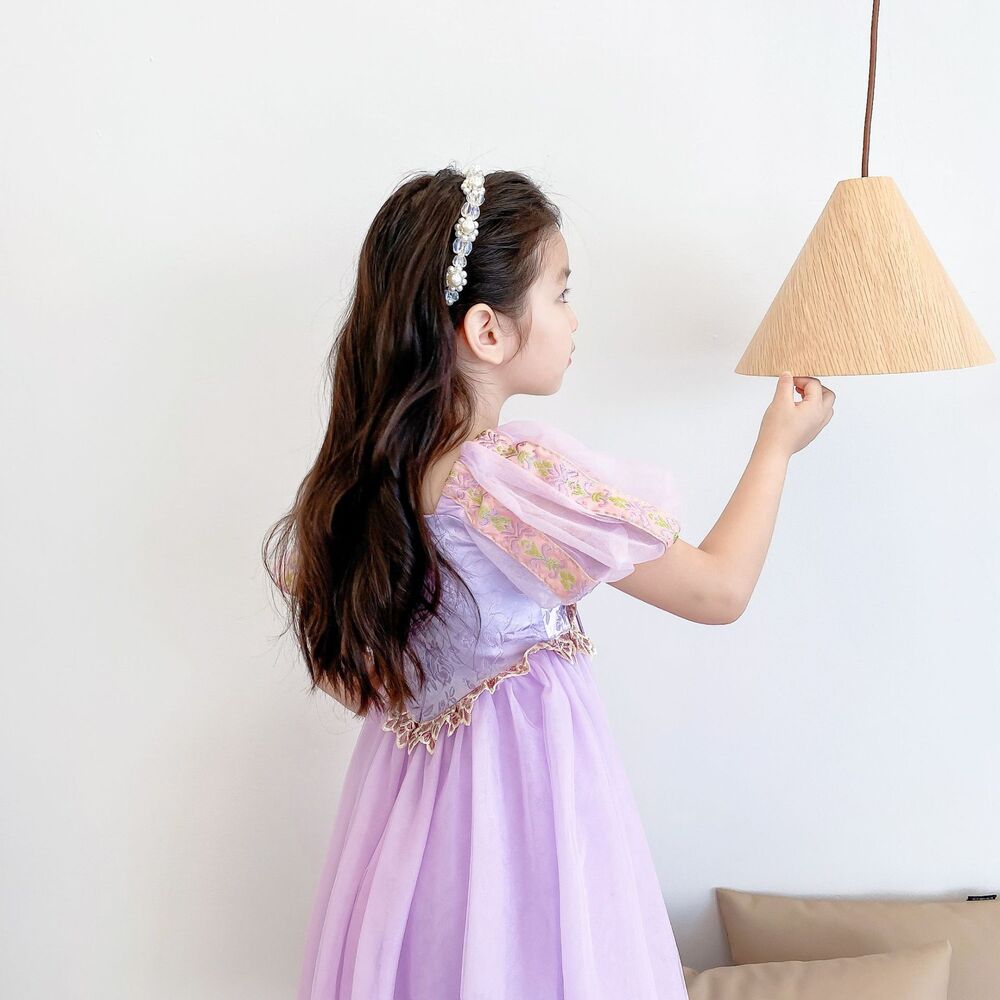 https://fulmo-img-server.com/petitdress/c88d37fab930c67f9a956b31629e33b6.jpg