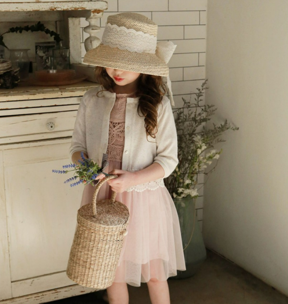 https://fulmo-img-server.com/petitdress/c8c45e5f3e7e88b91f0bf7f98e330d72.png