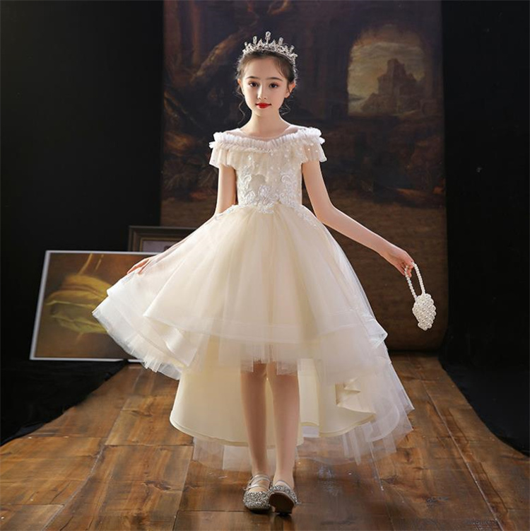 https://fulmo-img-server.com/petitdress/cab57cfb-bf8d-494c-a098-3e4873090cb0.jpg
