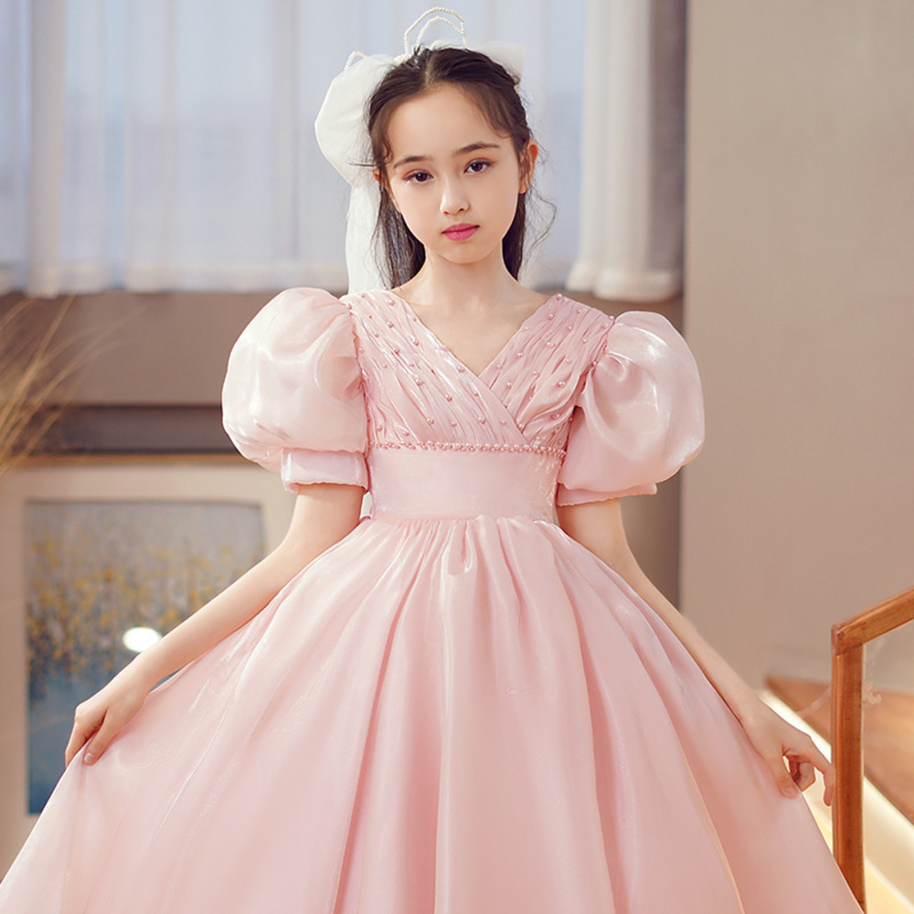 https://fulmo-img-server.com/petitdress/cc3dda2d7a642fb5b38e2c611826d703.jpg