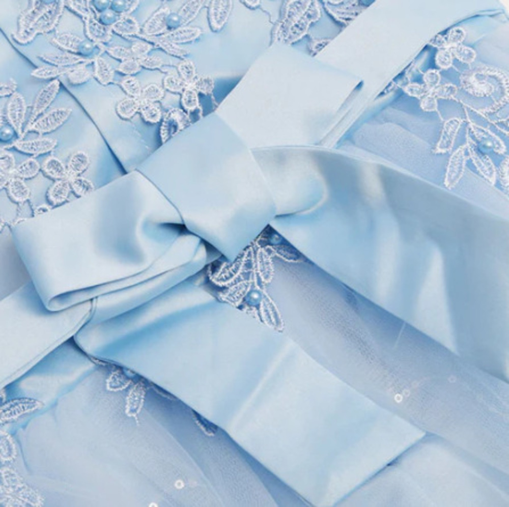 https://fulmo-img-server.com/petitdress/d66000a61eb3f3d27ec91ff2b1228c9b.jpg