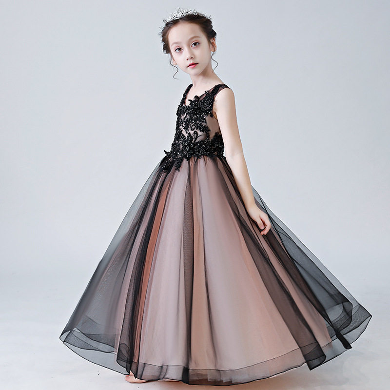 https://fulmo-img-server.com/petitdress/d8476a21-c595-4ddd-9458-dc6486ed5925.jpg