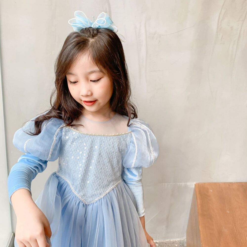 https://fulmo-img-server.com/petitdress/d8925dda5b10d4f68daa2ce37dc48a1f.jpg