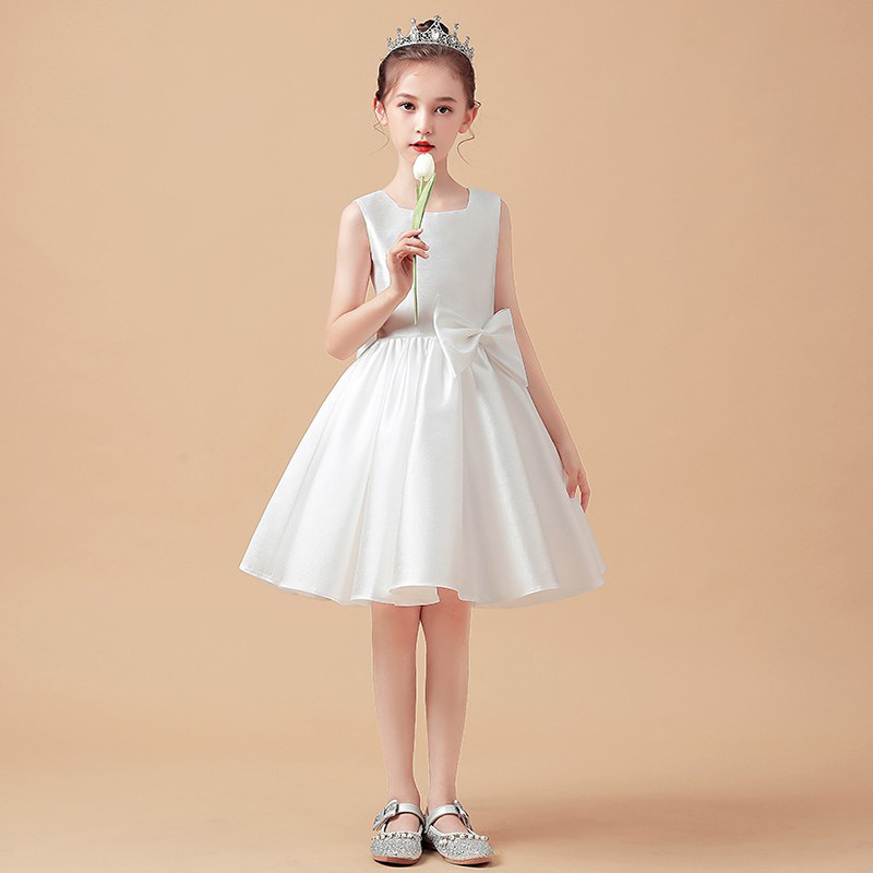 https://fulmo-img-server.com/petitdress/e6960fdb-a17c-4dbf-8d36-8f7114f32ba0.jpg