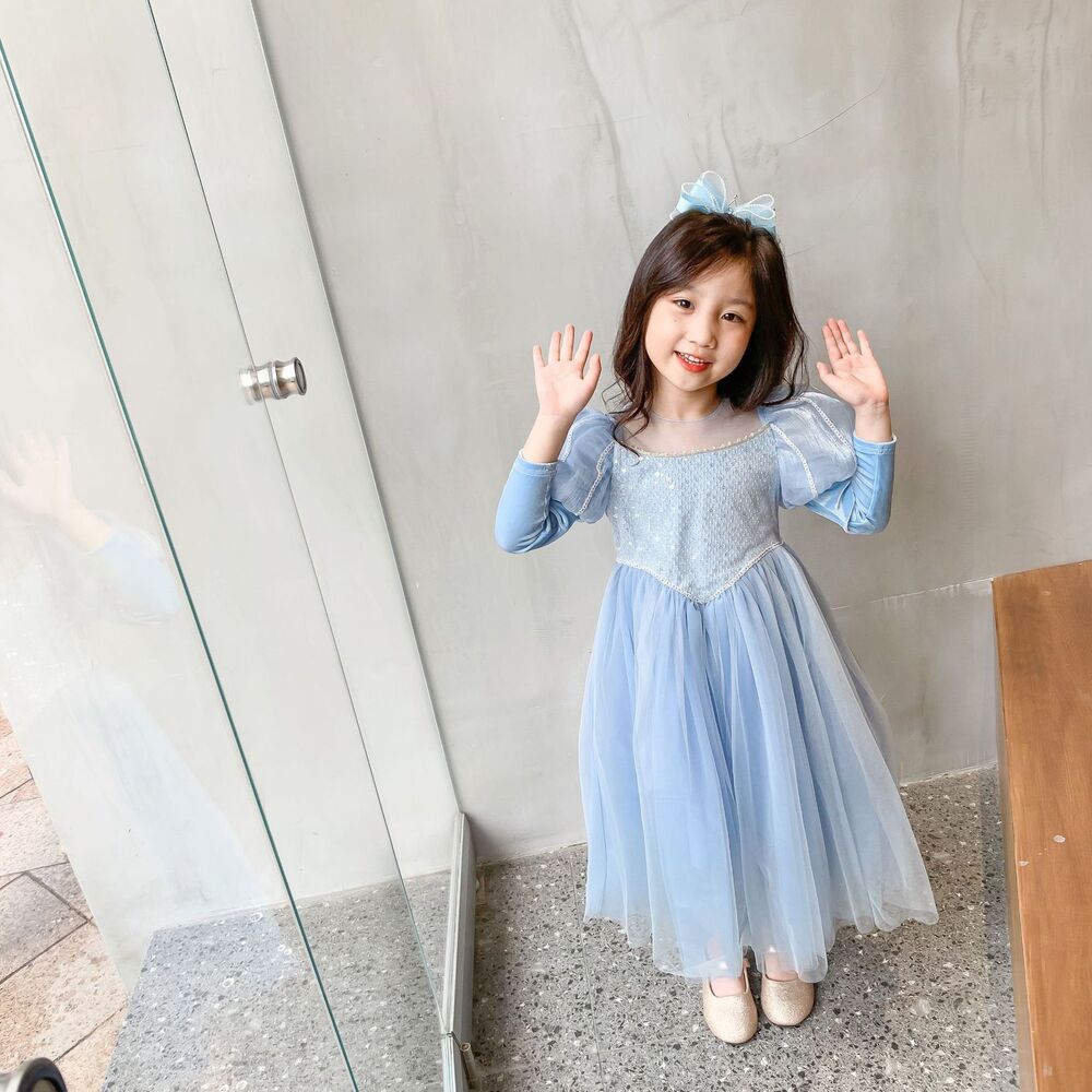 https://fulmo-img-server.com/petitdress/e758de7eadec74137580ae62847f8ac5.jpg