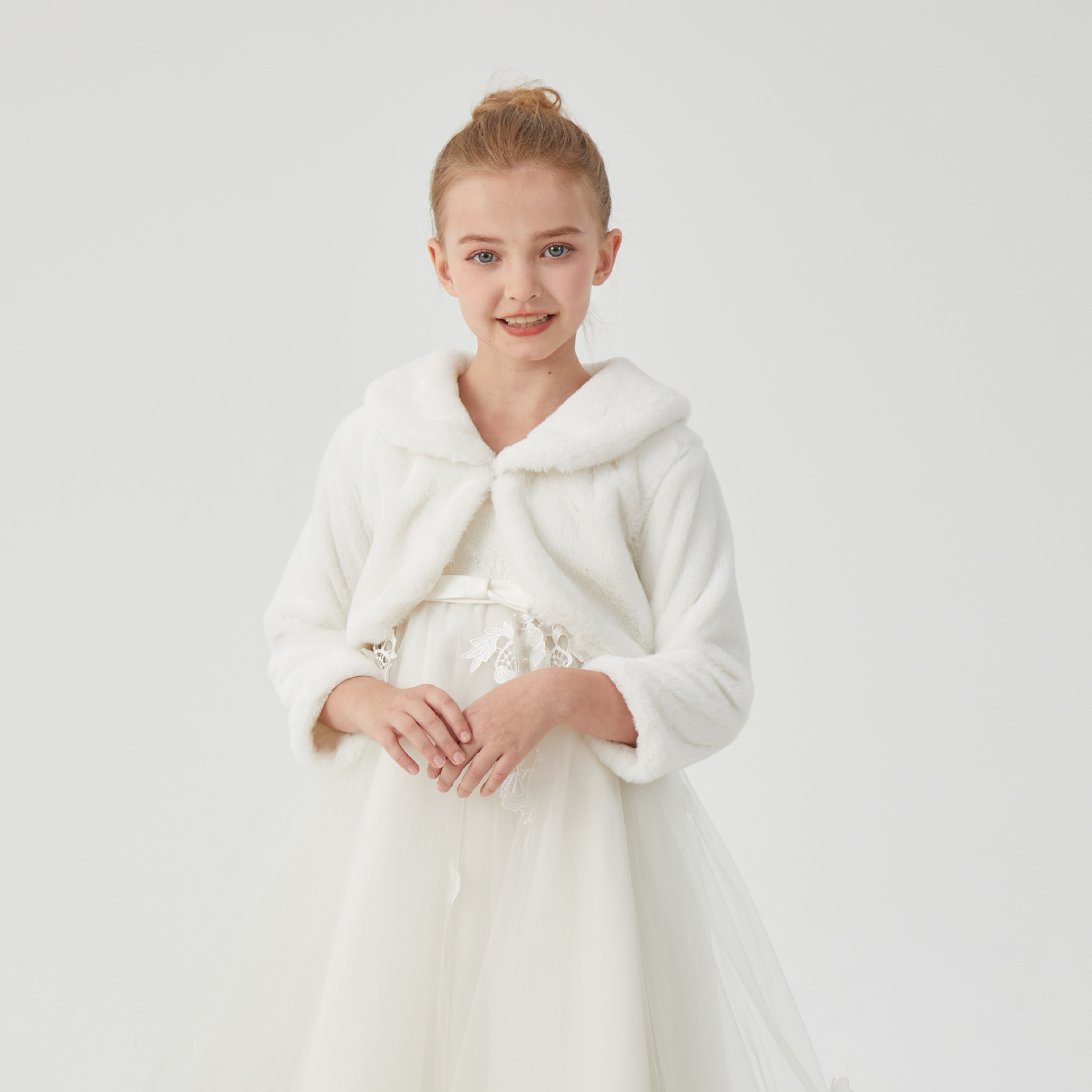 https://fulmo-img-server.com/petitdress/e8204e4f-1935-4ee4-9735-6a5a4ad2b907.jpg