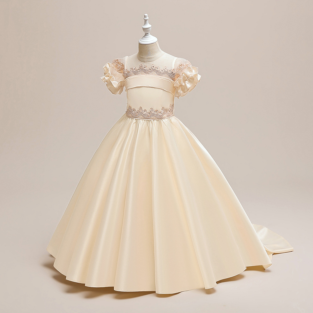 https://fulmo-img-server.com/petitdress/e995e255-b2d2-437b-9e57-7d0370f01201.jpg