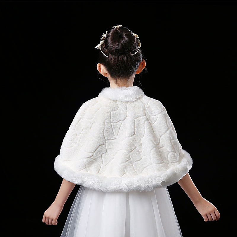 https://fulmo-img-server.com/petitdress/f9e7fe75-5ac5-4968-9c72-453b0f3644c6.jpg
