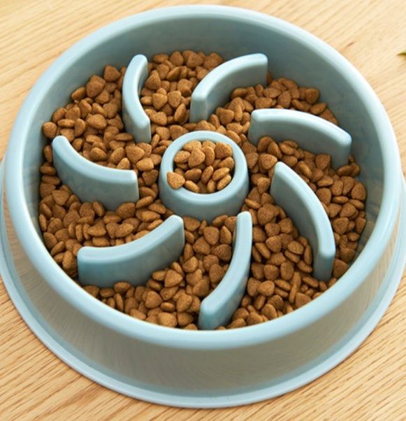ペット食器 渦巻き突起付き早食い防止ペット食器
