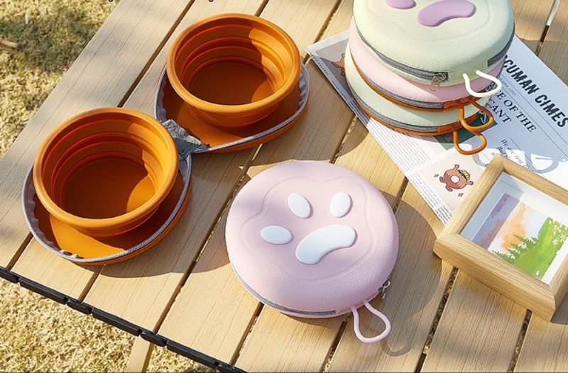 肉球デザイン折りたたみペット用携帯食器セット