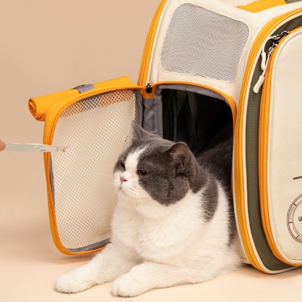 ペット キャリー 猫用 伸縮自在リュック型ペットキャリー