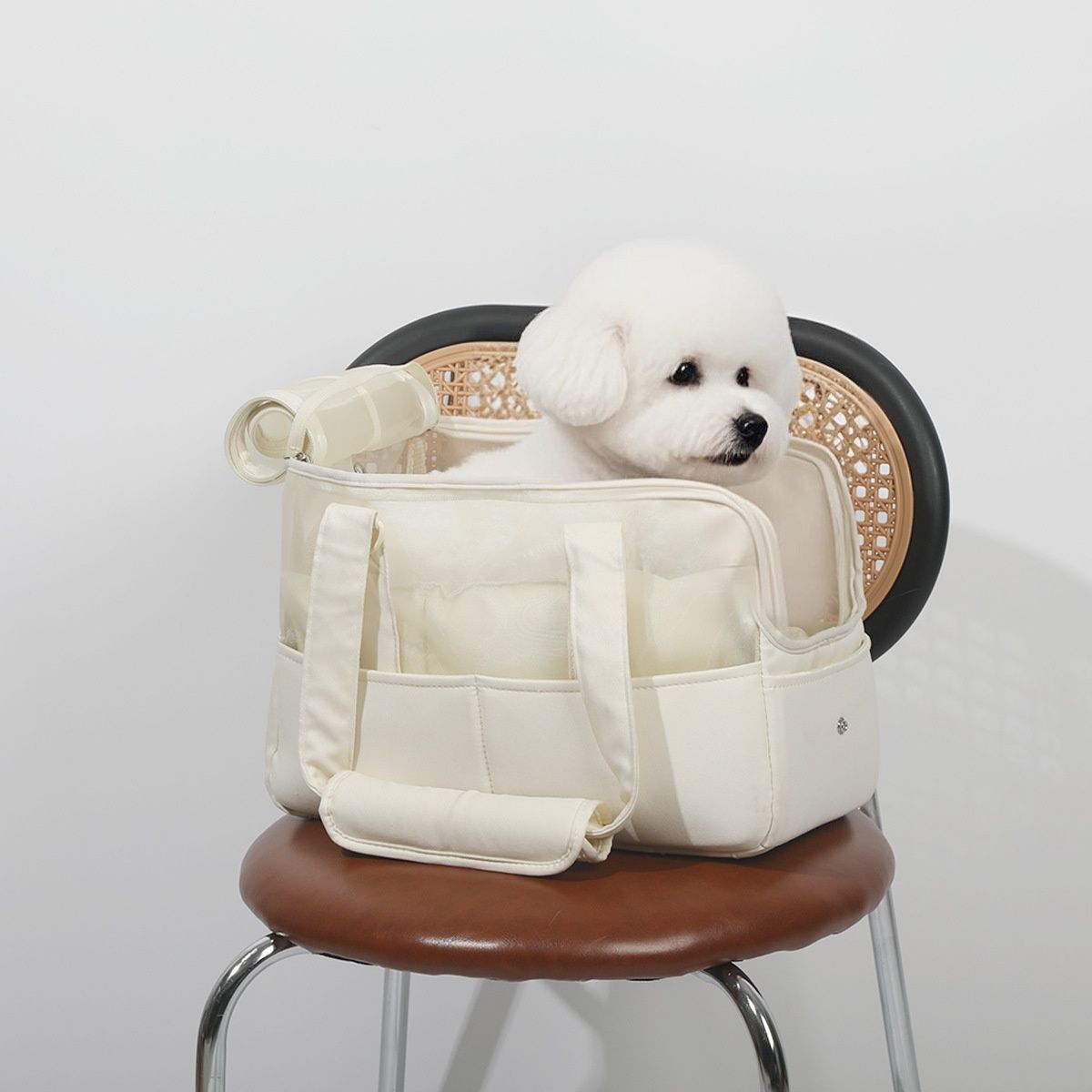 ペット キャリー 透明メッシュ 犬の快適お出かけバッグ