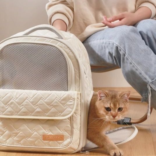 ペット キャリー おでかけ安心猫リュックキャリー