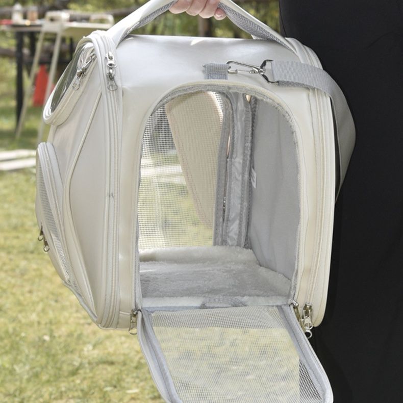 ペット キャリー 猫用宇宙船型透明窓付きキャリーバッグ
