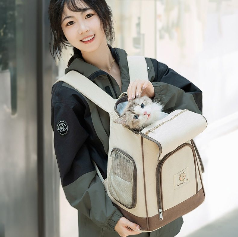 ペット  前抱き式透明窓付きペットキャリーリュック