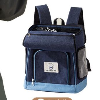 ペット  前抱き式透明窓付きペットキャリーリュック