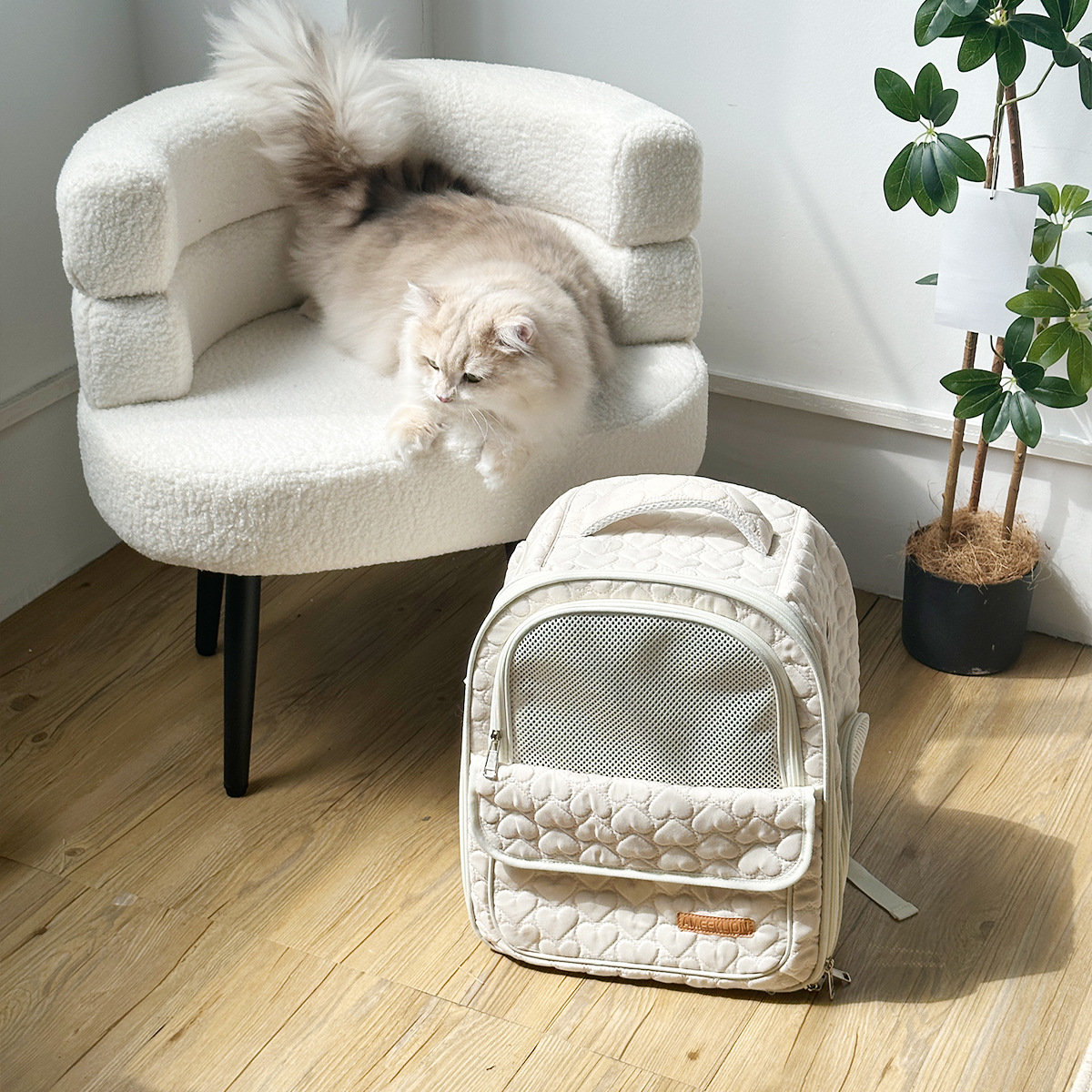 ペット キャリー やさしさ包むリュック型猫バッグ