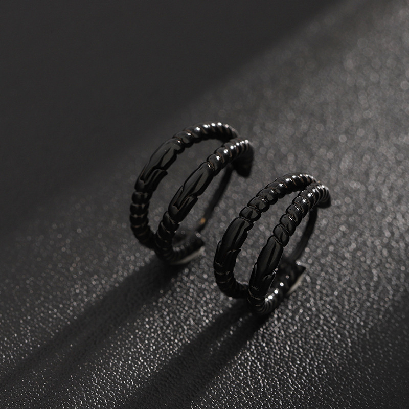 メンズピアス ツイスト模様二重巻きフープリングイヤリング