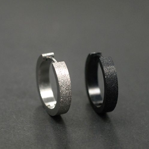 ピアスメンズ マットリング フープピアス