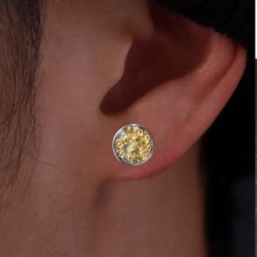 ピアスメンズ 貔貅彫刻円形スタッドピアス