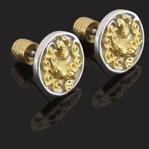 ピアスメンズ 貔貅彫刻円形スタッドピアス