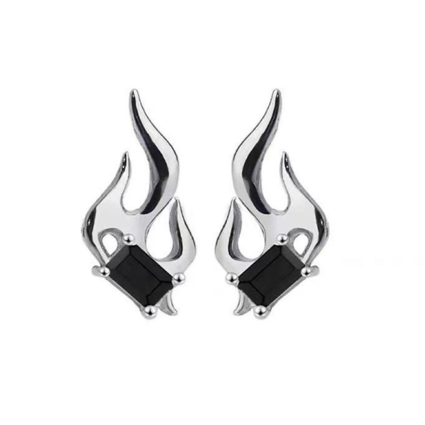 ピアスメンズ 炎モチーフ スタッズピアス