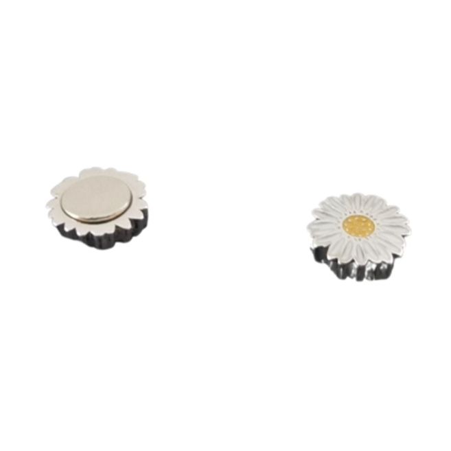 ピアスメンズ 小雛菊磁鉄耳夾