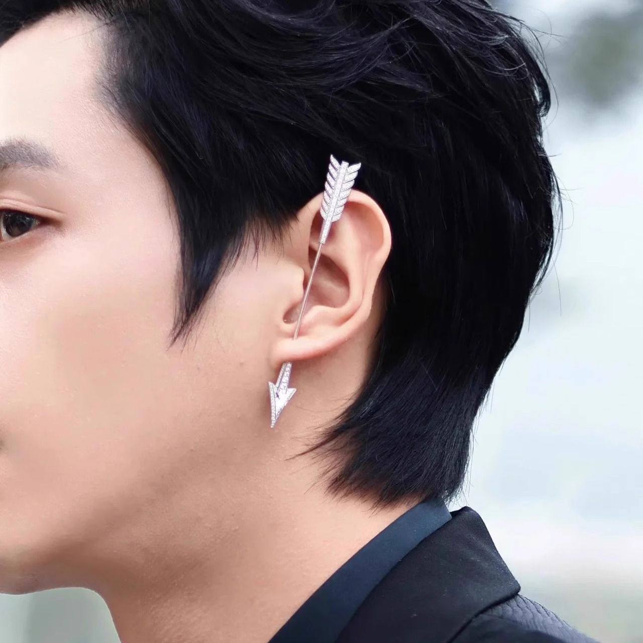 メンズピアス 矢印モチーフ貫通型イヤーカフピアス 片耳|メンズピアス