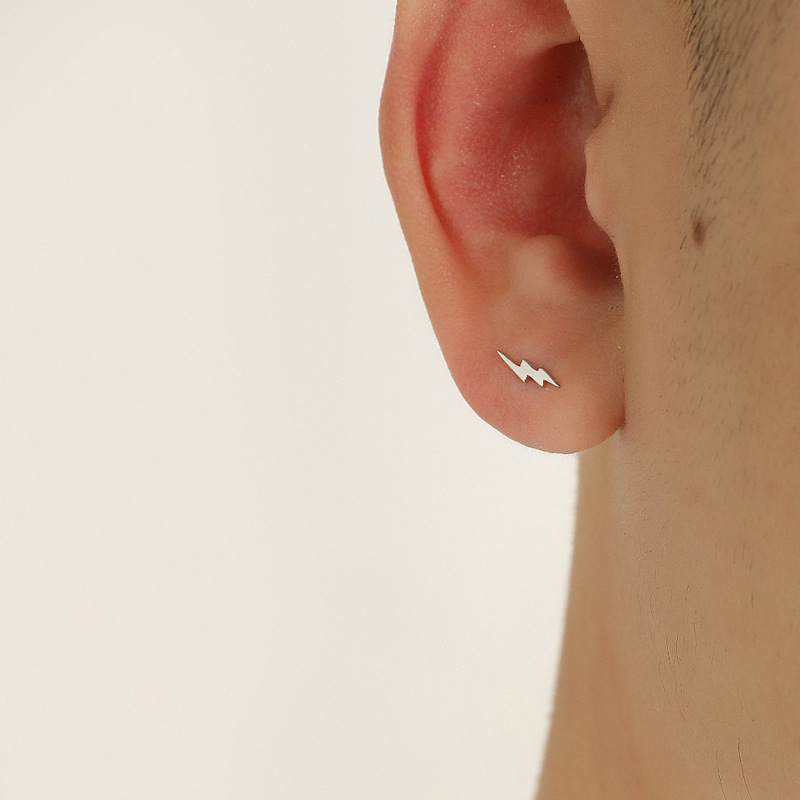 メンズピアス 稲妻モチーフスタッドピアス 両耳セット
