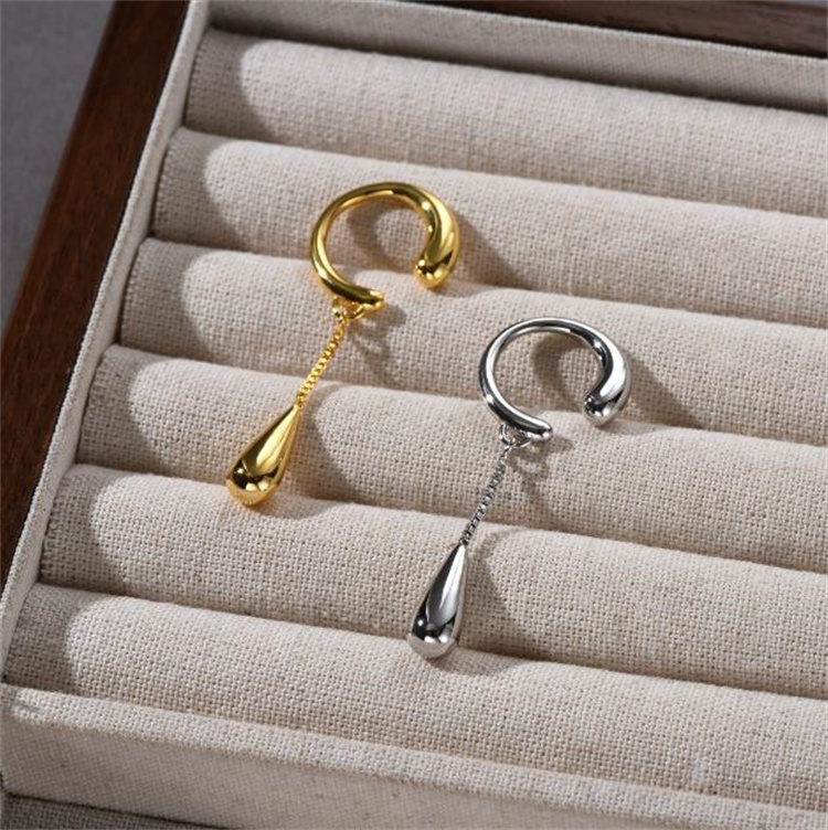 https://fulmo-img-server.com/piercecraft/cb8b32e1-6a6a-4fc3-8afc-6680f510260f.jpg