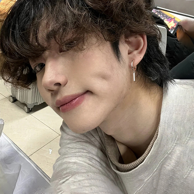 メンズピアス 丸輪バーチャーム揺れるフープピアス両耳セット
