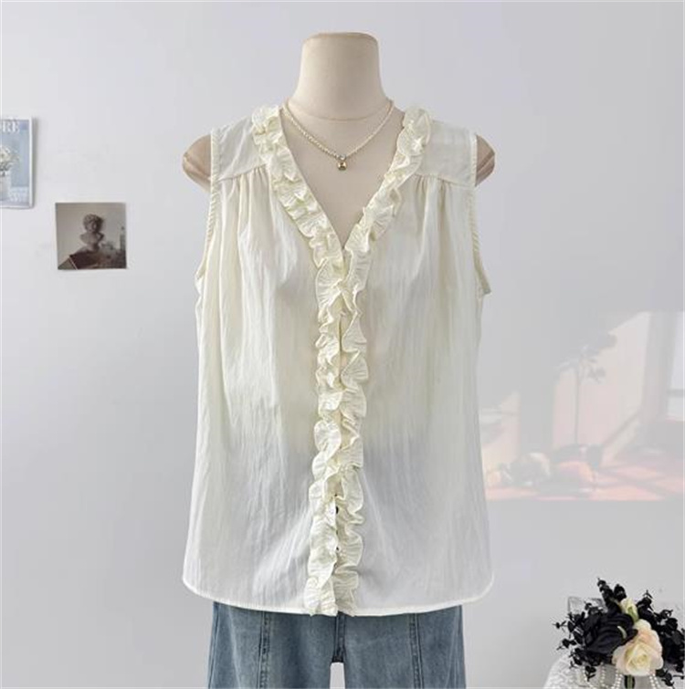 https://fulmo-img-server.com/pinkyfashion/00f342a2-0010-4faa-af84-71b7b0aca77a.jpg