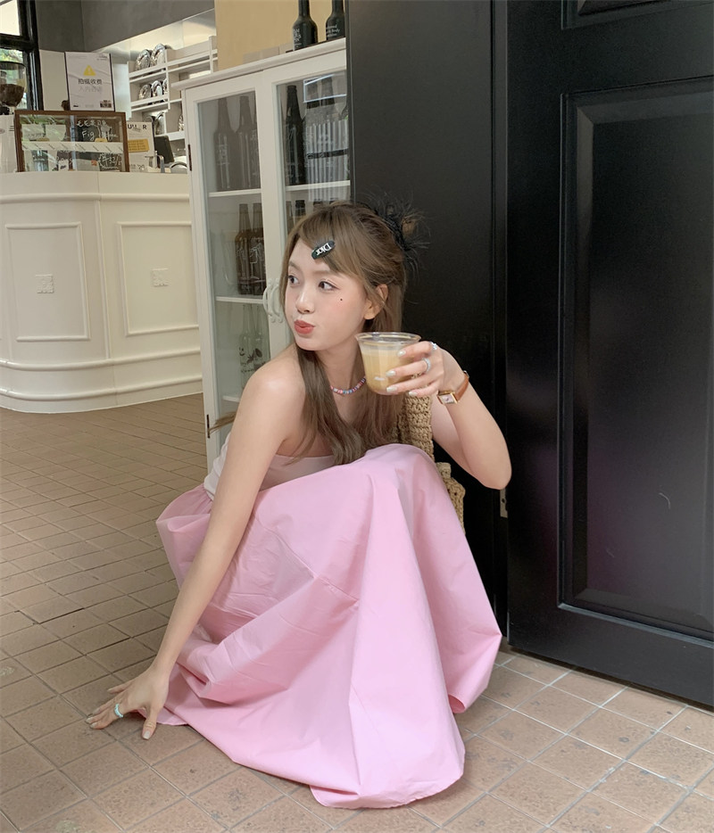 https://fulmo-img-server.com/pinkyfashion/0510b35a-95d4-4baf-9b29-1347eea9021b.jpg