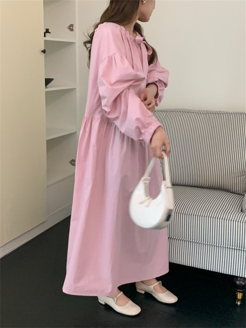 https://fulmo-img-server.com/pinkyfashion/068d3469-262b-452f-b024-c740b39d8890.jpg