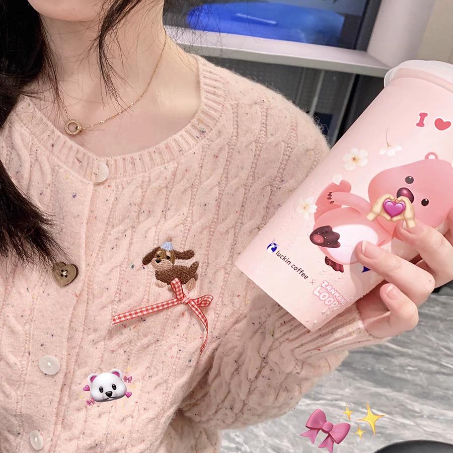 ピンクコーデ ふわもこウサギ刺繍入りケーブル編みカーディガン