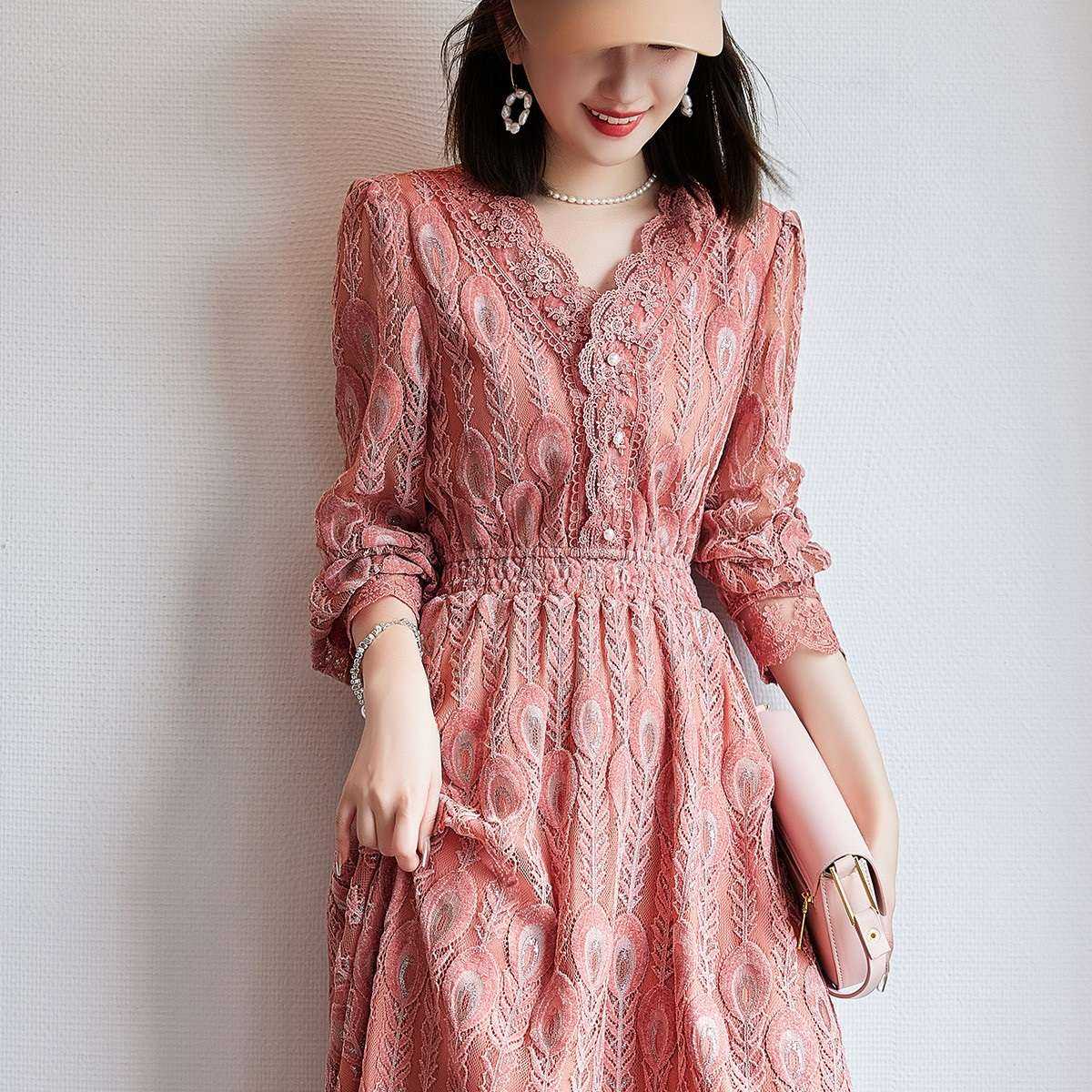 【2024年】40代に似合う!ピンクコーデ10選