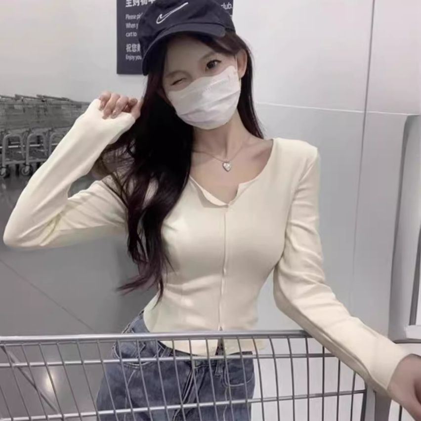 https://fulmo-img-server.com/pinkyfashion/1789451999410_vueox58l_dtt05fve.jpeg