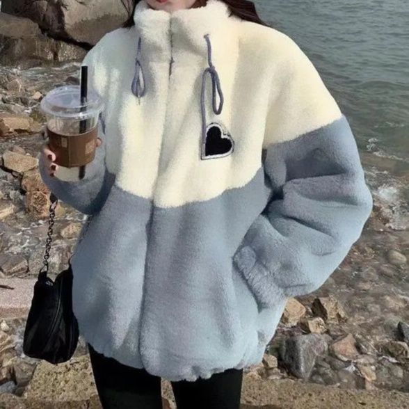 https://fulmo-img-server.com/pinkyfashion/1789531389295_pxsldkur_5az1elvt.jpeg
