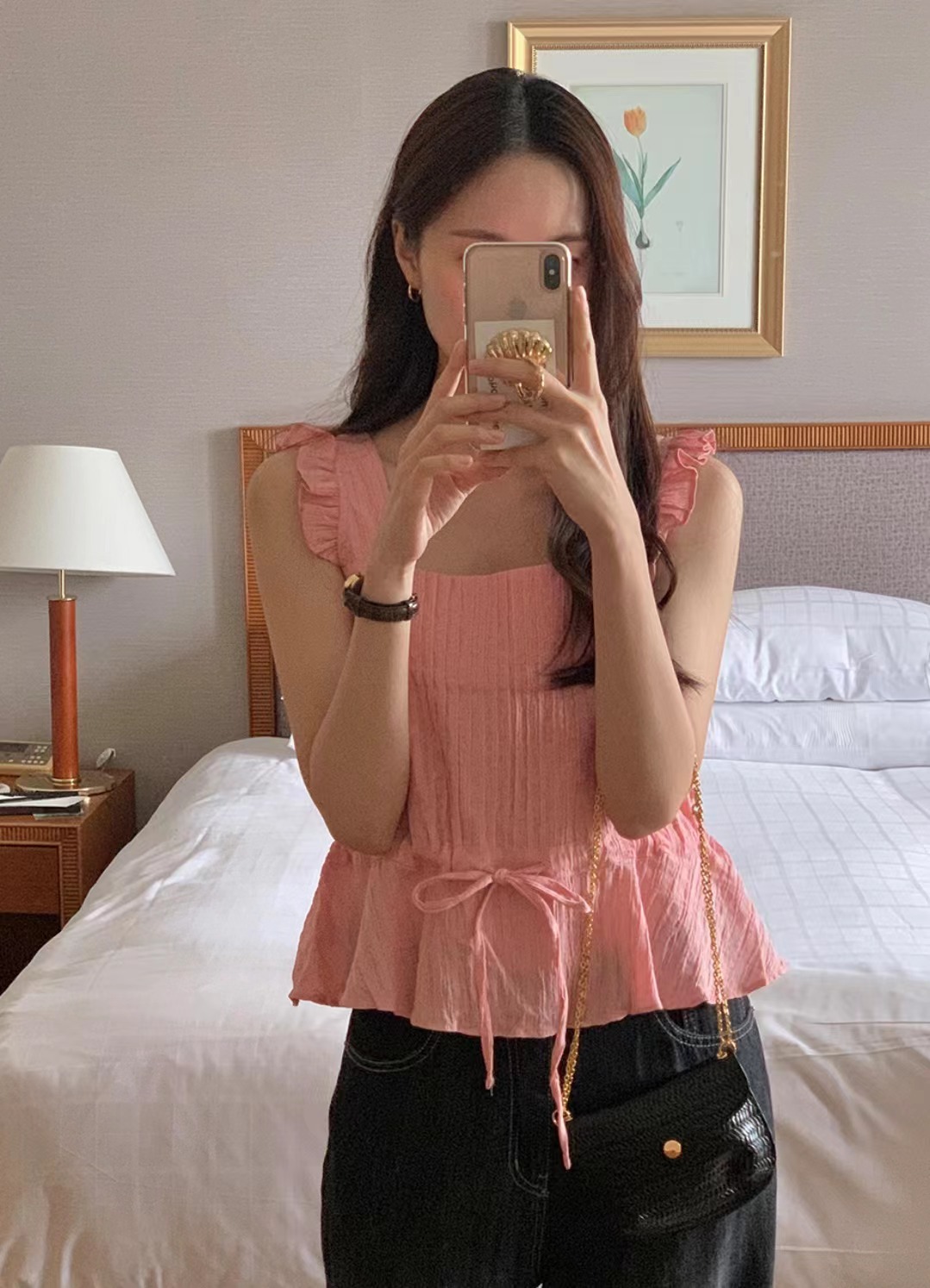 https://fulmo-img-server.com/pinkyfashion/1811d398-a9a1-41ff-b61a-bcfdc265d3de.jpg