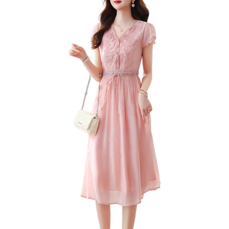 https://fulmo-img-server.com/pinkyfashion/19bddb3422a64a97b50a682529b49b11.jepg