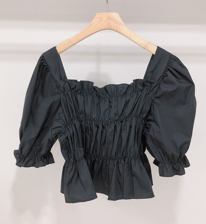 https://fulmo-img-server.com/pinkyfashion/1f377dca-98e0-412f-91b6-44184c262acb.jpg