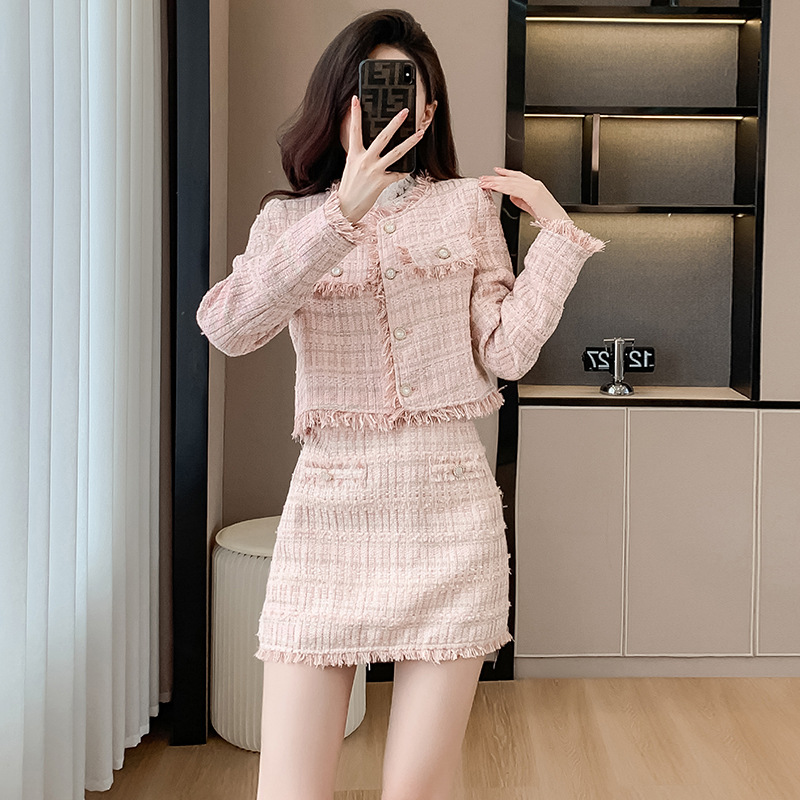 https://fulmo-img-server.com/pinkyfashion/239cd126-1623-4928-914e-ef75764c4c8f.jpg