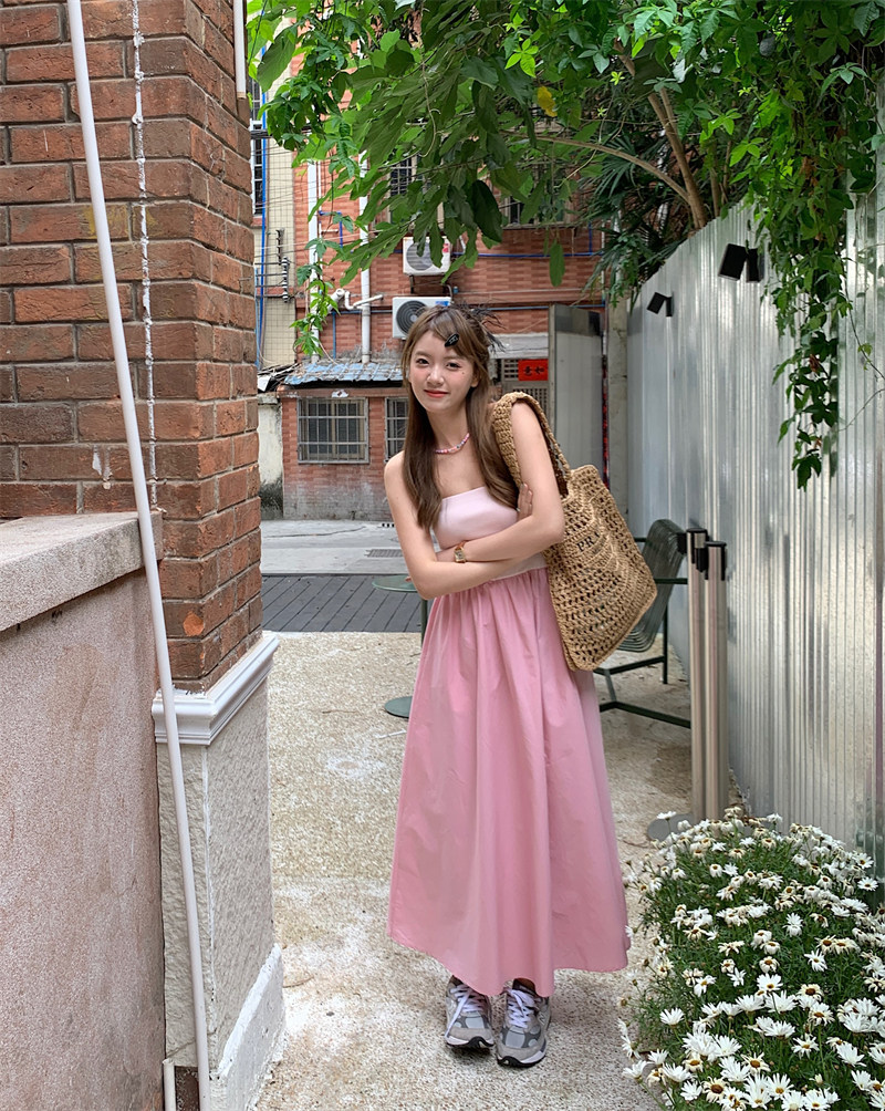 https://fulmo-img-server.com/pinkyfashion/32d66143-bfe0-4e3e-b658-79362967b426.jpg