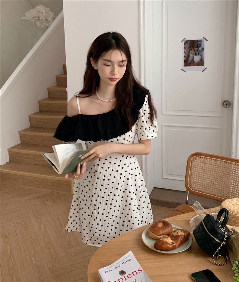 https://fulmo-img-server.com/pinkyfashion/3df77fef-e596-41ae-bb9f-21491b03901b.jpg