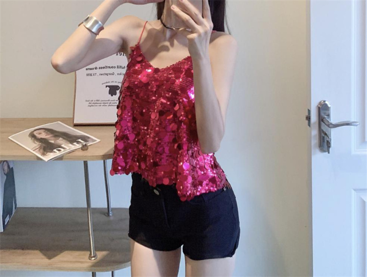 https://fulmo-img-server.com/pinkyfashion/534dec1a-53fb-4278-bdc5-16d7e250d9b1.jpg