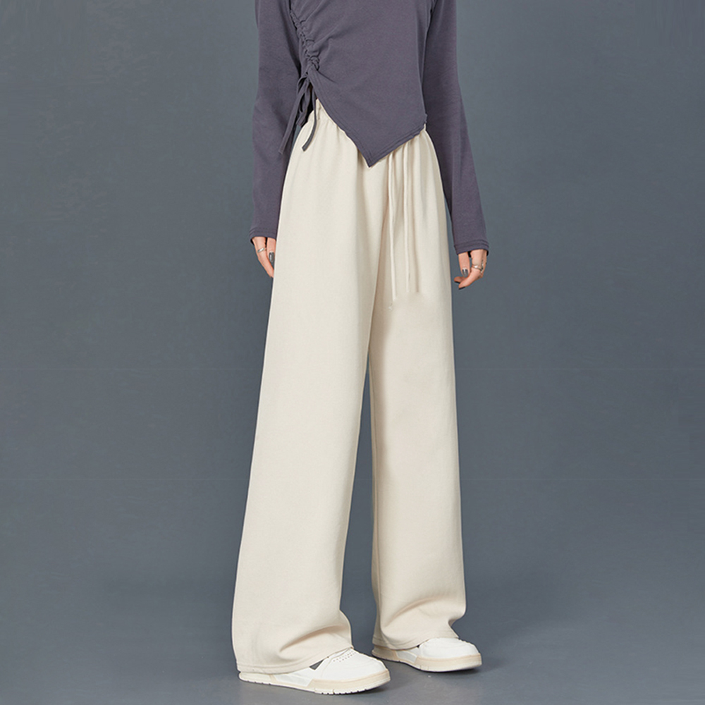 https://fulmo-img-server.com/pinkyfashion/6020554b-5d5f-43e1-8052-2f25d15d3520.jpg