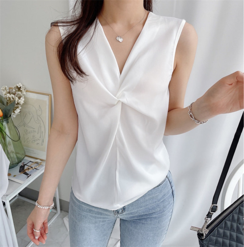 https://fulmo-img-server.com/pinkyfashion/635b71a5-748a-42c7-a14e-8f996dba5dc4.jpg