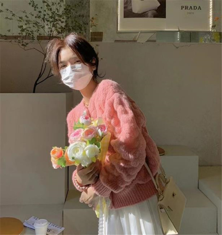 ピンクコーデ 春秋ニットカーディガン ショート丈セーター